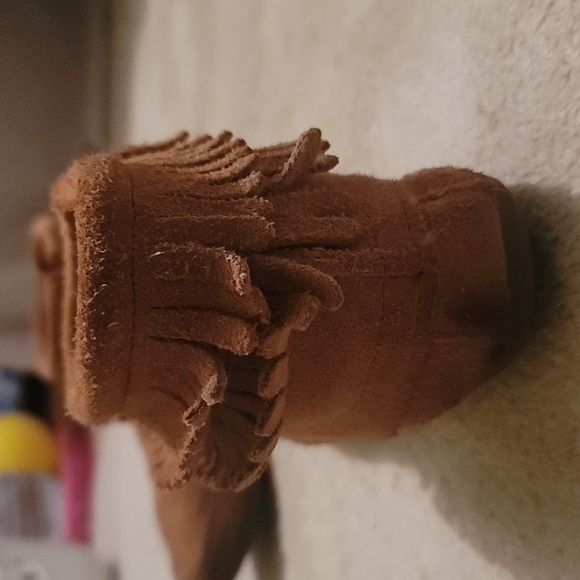 Brown Minnetonka moccasins - Picture 4 of 4